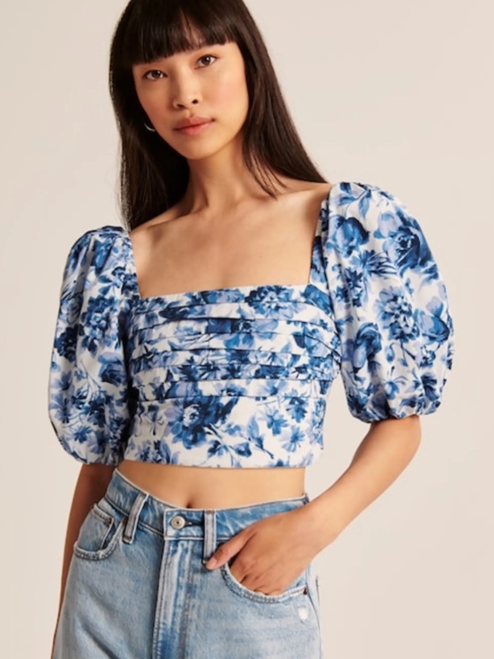 Abercrombie & Fitch Puff Sleeve Crop Top